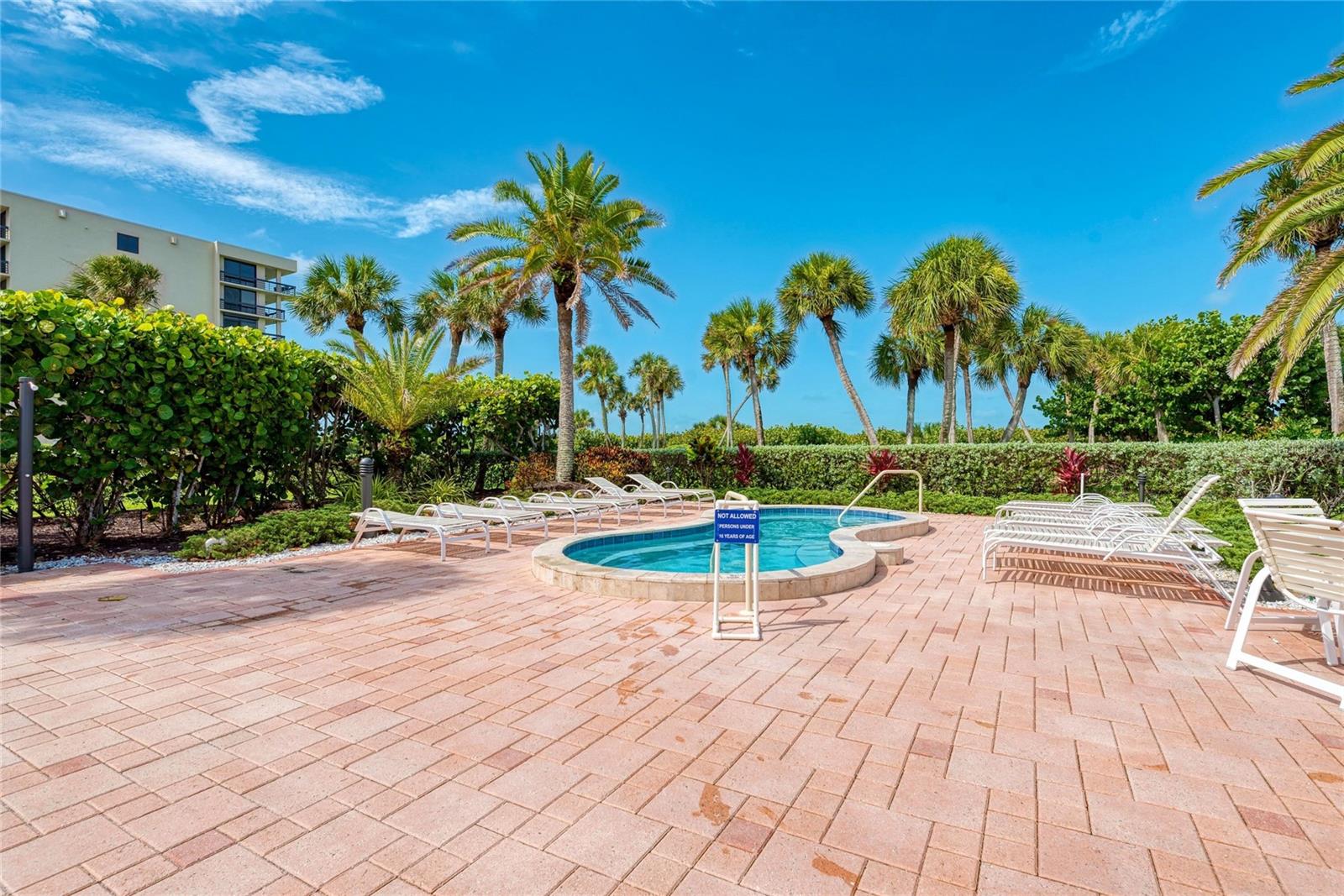 1065 GULF OF MEXICO DR #201, LONGBOAT KEY, FL — photo 51