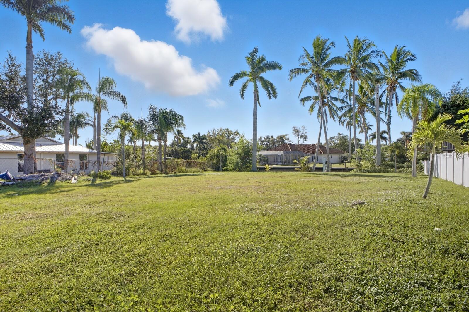 6915 9TH AVE NW, BRADENTON, FL — photo 3