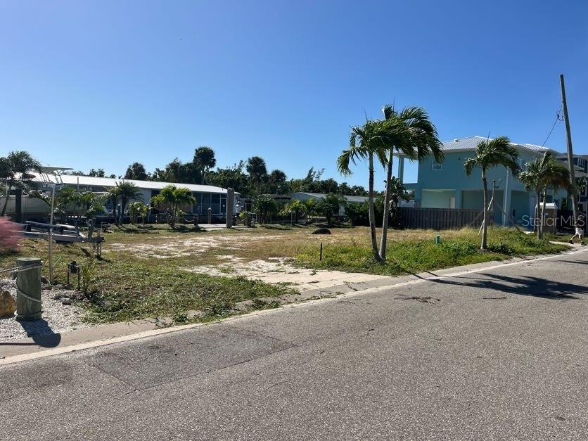 766 SAINT JUDES DR N, LONGBOAT KEY, FL