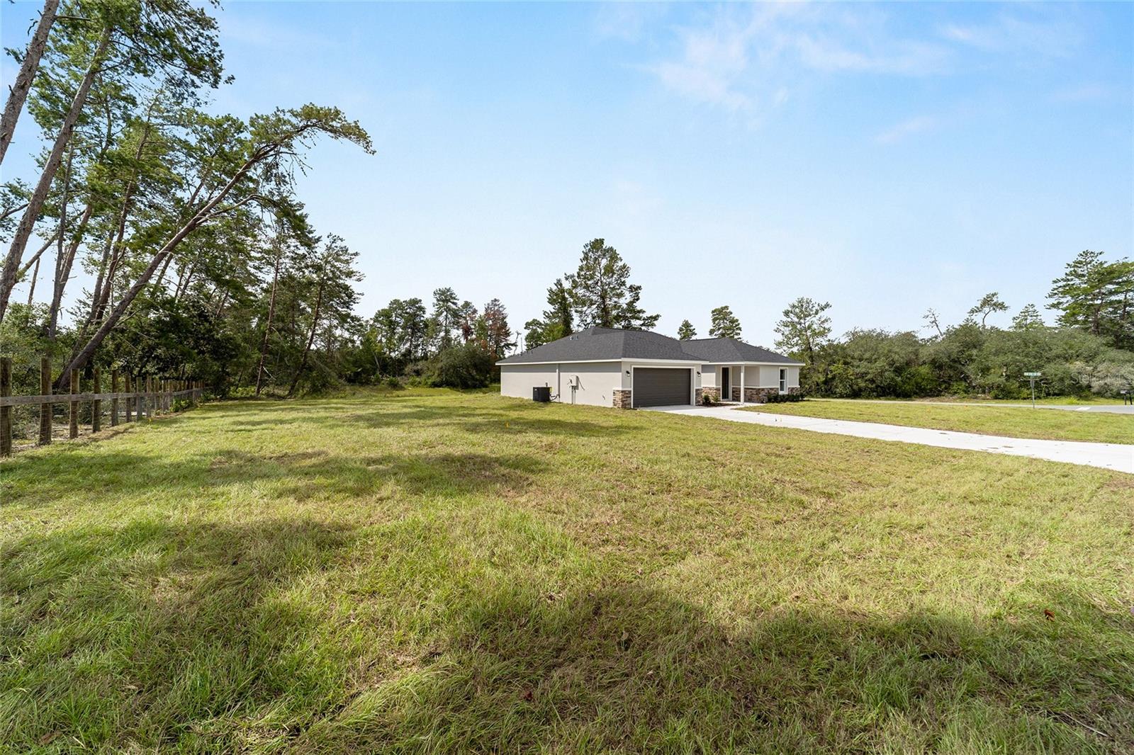 13103 NE 7TH LOOP, SILVER SPRINGS, FL — photo 6