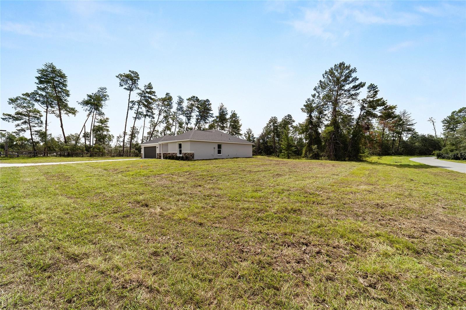 13103 NE 7TH LOOP, SILVER SPRINGS, FL — photo 9