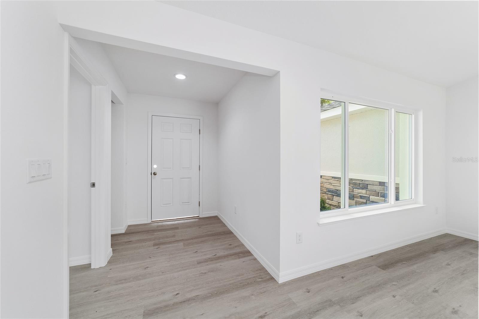 13103 NE 7TH LOOP, SILVER SPRINGS, FL — photo 11