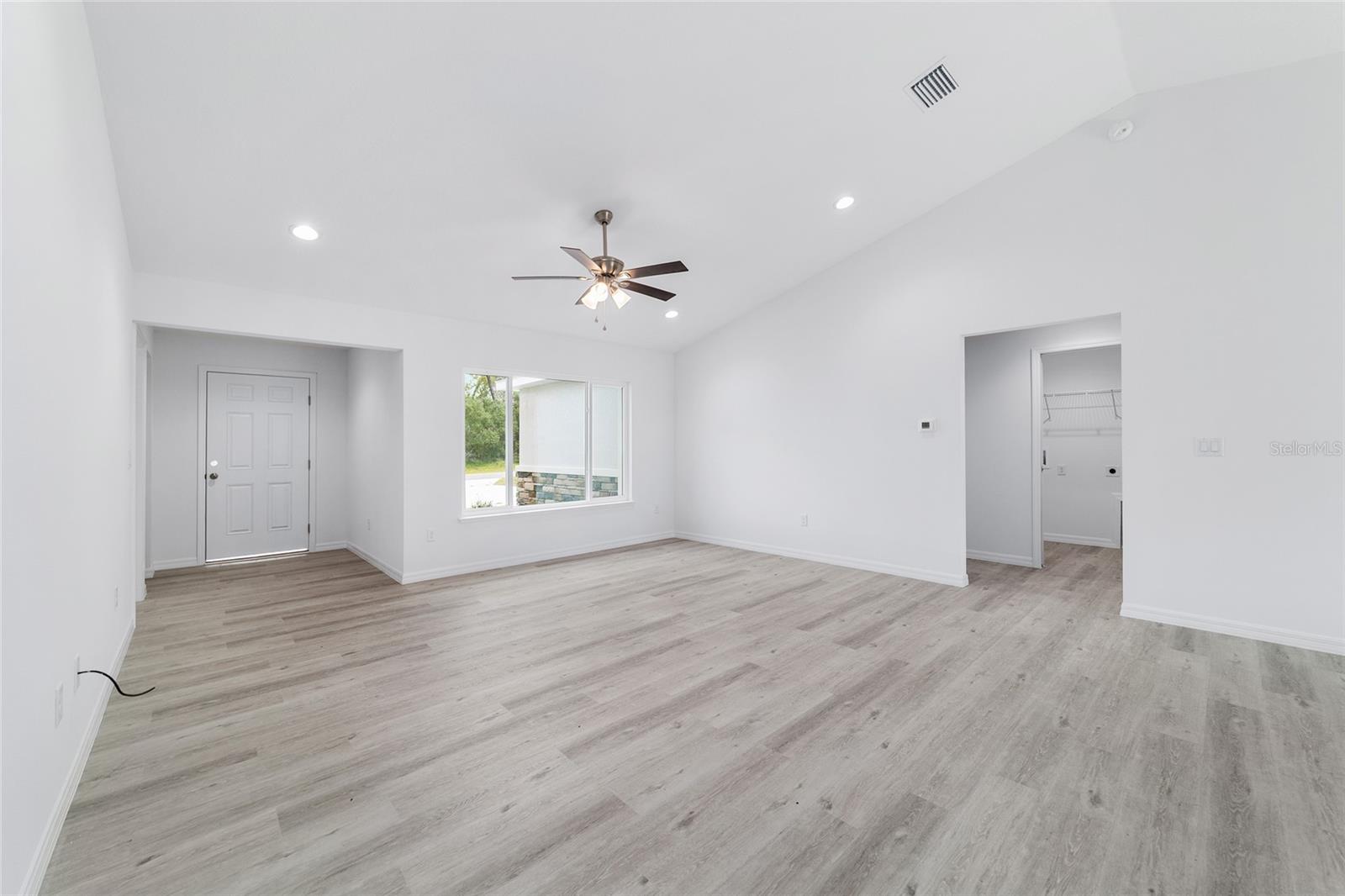 13103 NE 7TH LOOP, SILVER SPRINGS, FL — photo 18