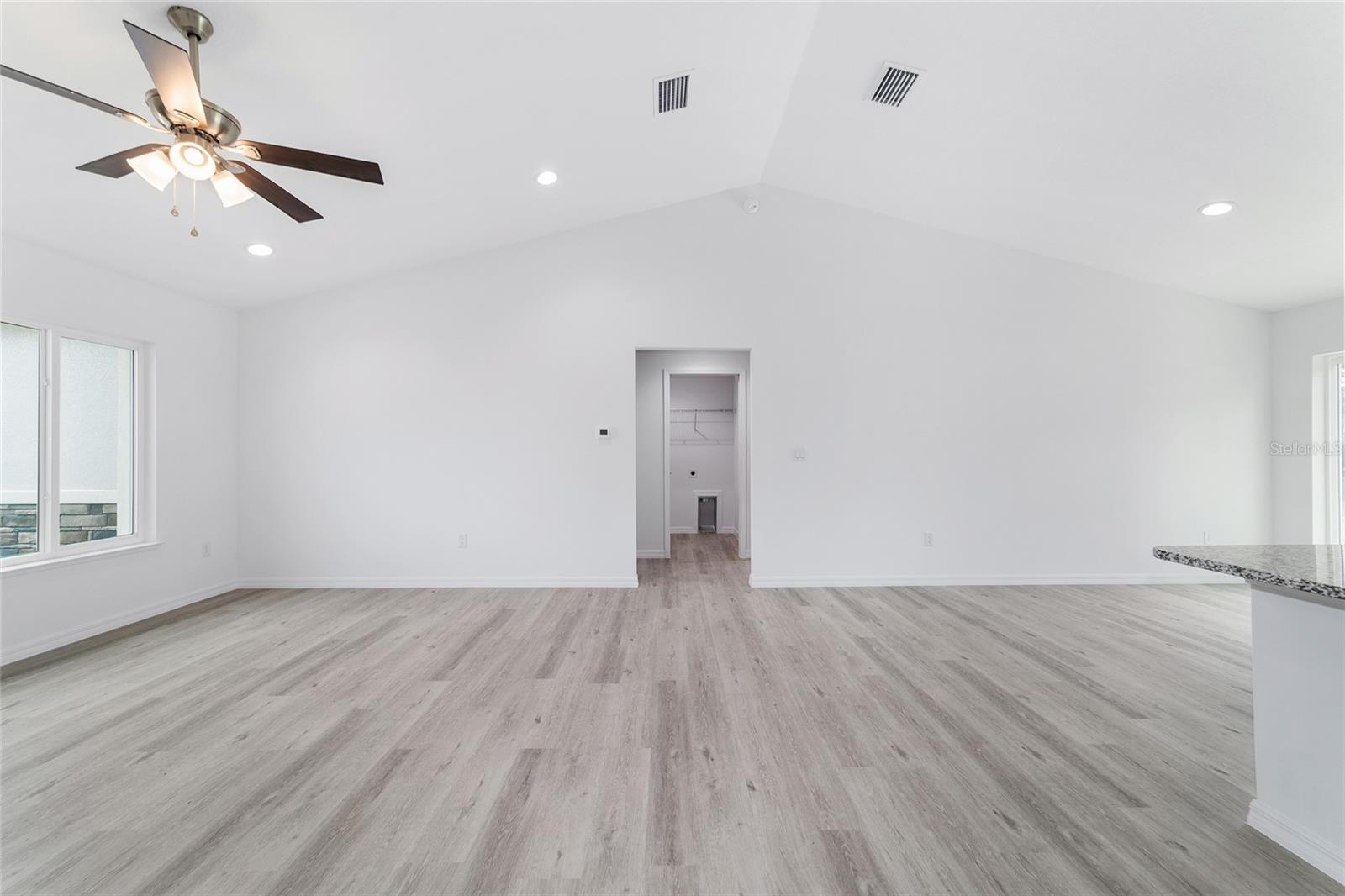 13103 NE 7TH LOOP, SILVER SPRINGS, FL — photo 19