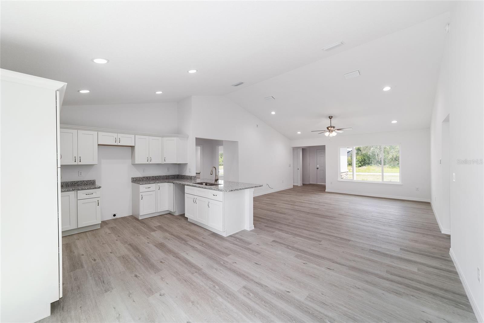 13103 NE 7TH LOOP, SILVER SPRINGS, FL — photo 24