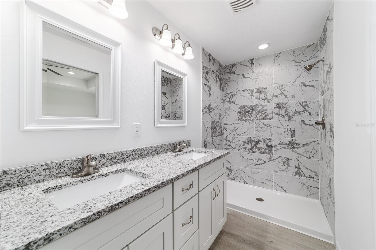 13103 NE 7TH LOOP, SILVER SPRINGS, FL — photo 35