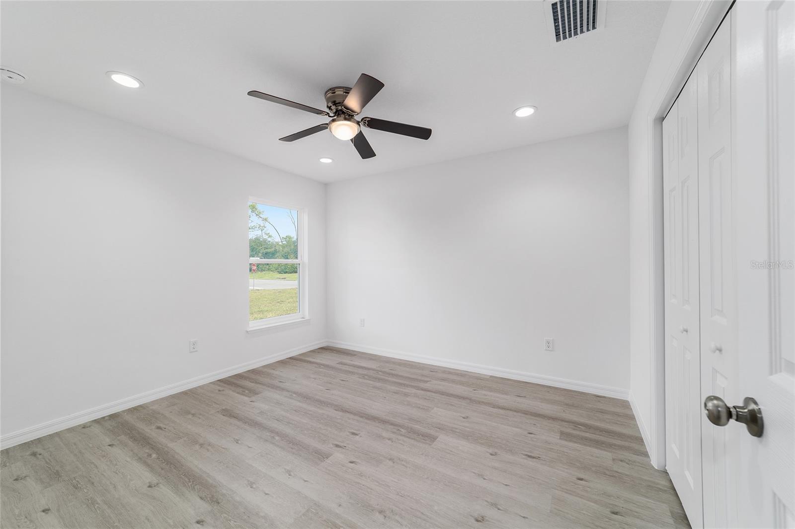 13103 NE 7TH LOOP, SILVER SPRINGS, FL — photo 38