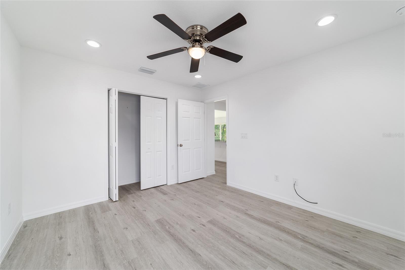 13103 NE 7TH LOOP, SILVER SPRINGS, FL — photo 39
