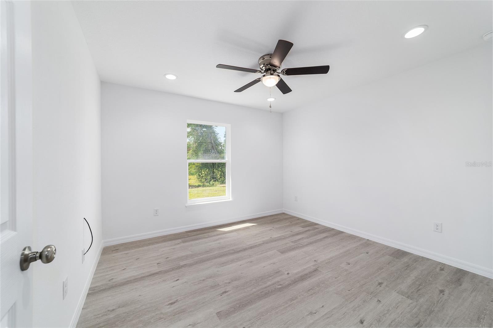 13103 NE 7TH LOOP, SILVER SPRINGS, FL — photo 41