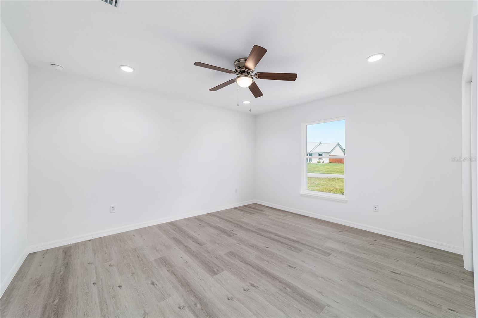 13103 NE 7TH LOOP, SILVER SPRINGS, FL — photo 46
