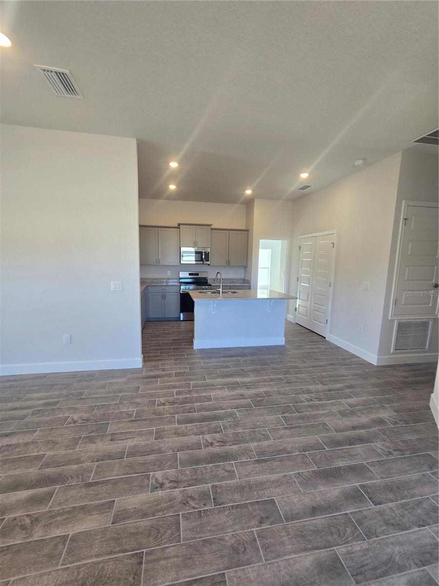 1100 HERON POINT DR, INVERNESS, FL — photo 13