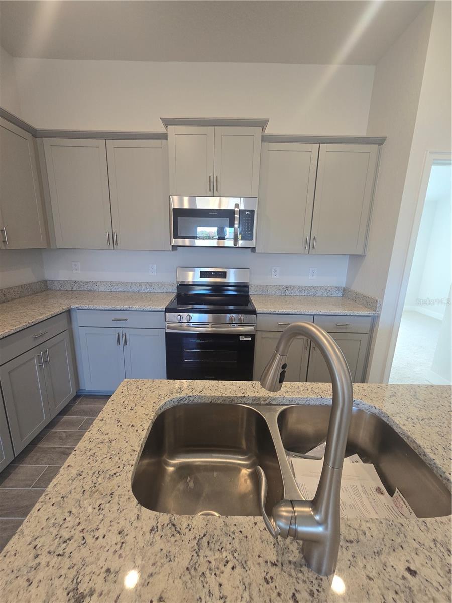 1100 HERON POINT DR, INVERNESS, FL — photo 17