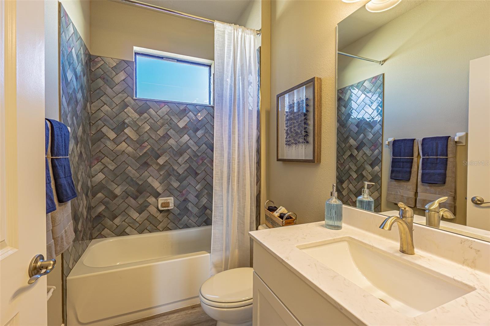 9429 HIGHLAND HILLS DR, HUDSON, FL — photo 17