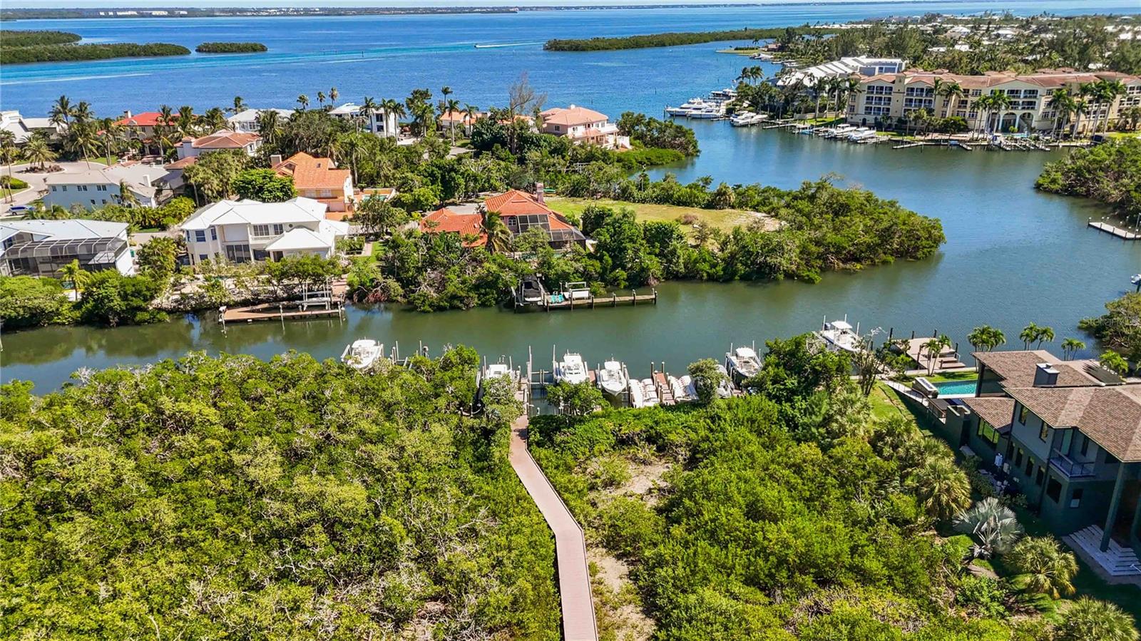 6322 LAGUNA DR #1, LONGBOAT KEY, FL — photo 2