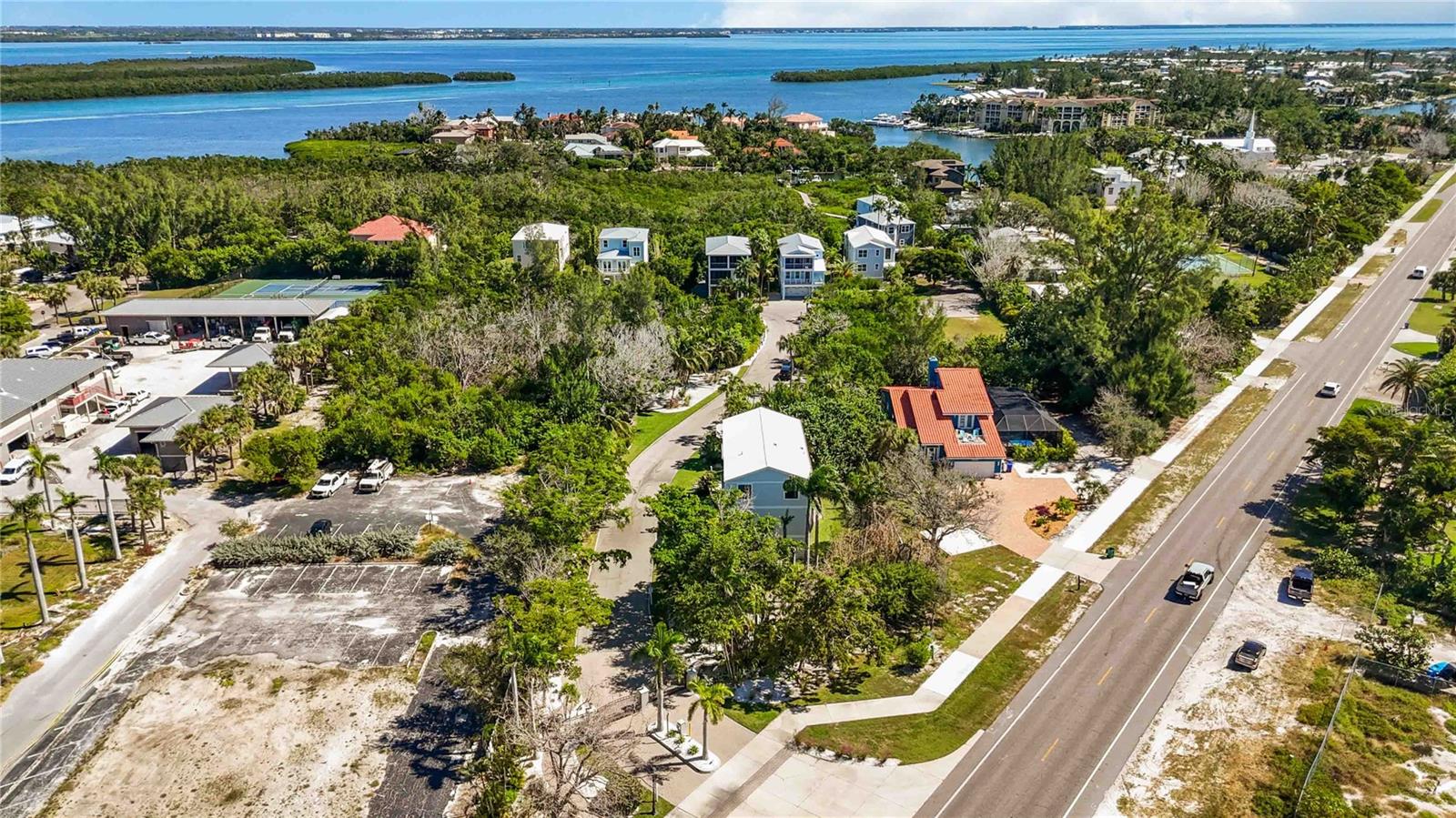 6322 LAGUNA DR #1, LONGBOAT KEY, FL — photo 60