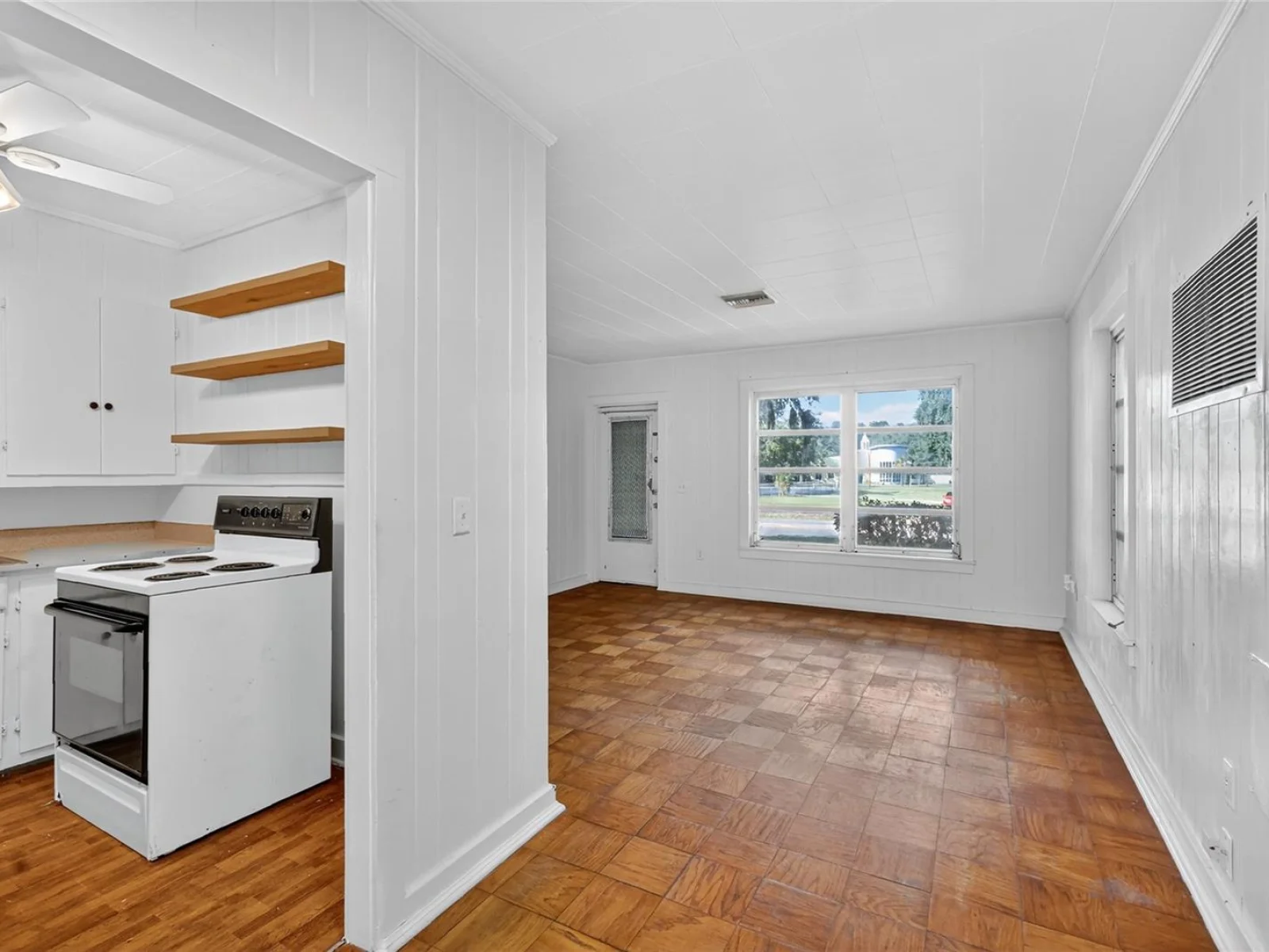 2419 W MAIN ST, LEESBURG, FL — photo 22
