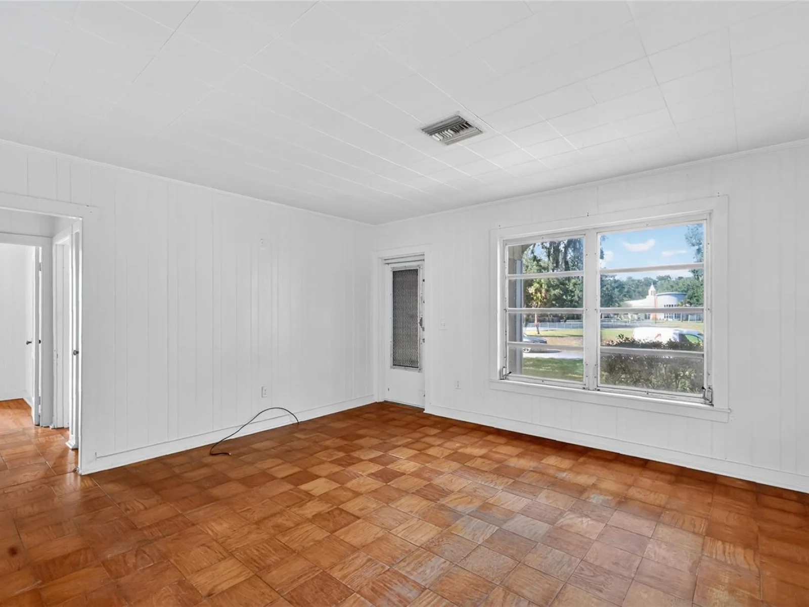 2419 W MAIN ST, LEESBURG, FL — photo 24