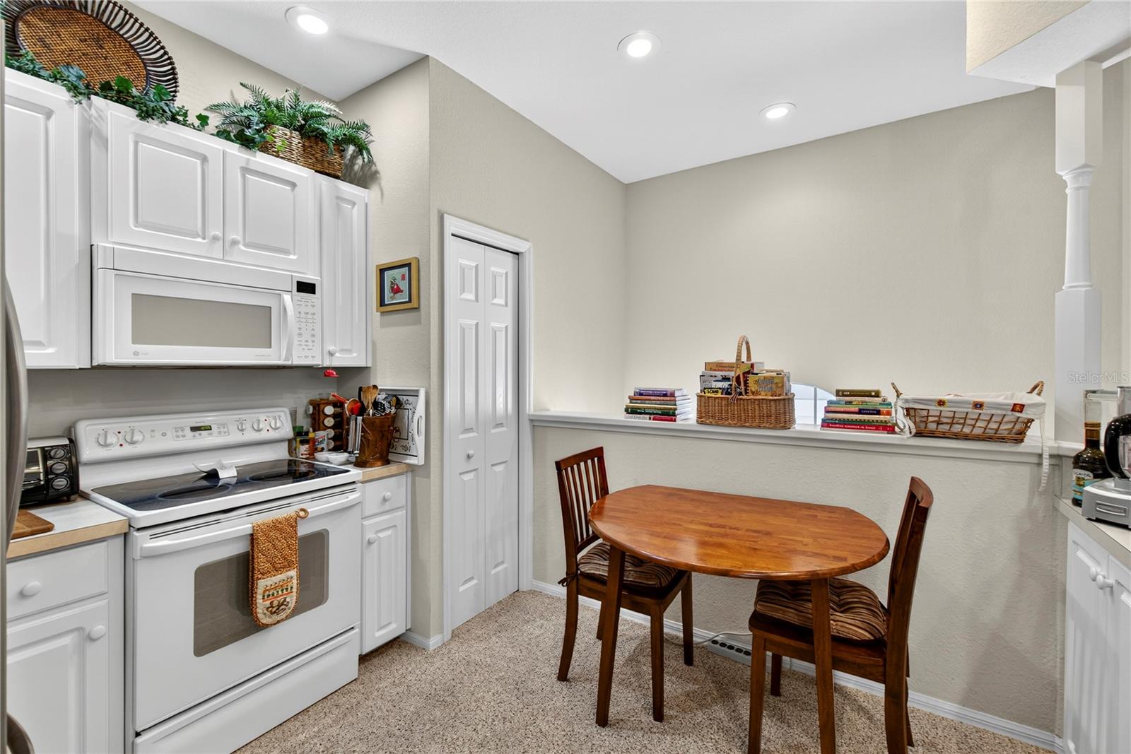 516 GRASSLANDS VILLAGE CIR, LAKELAND, FL — photo 25