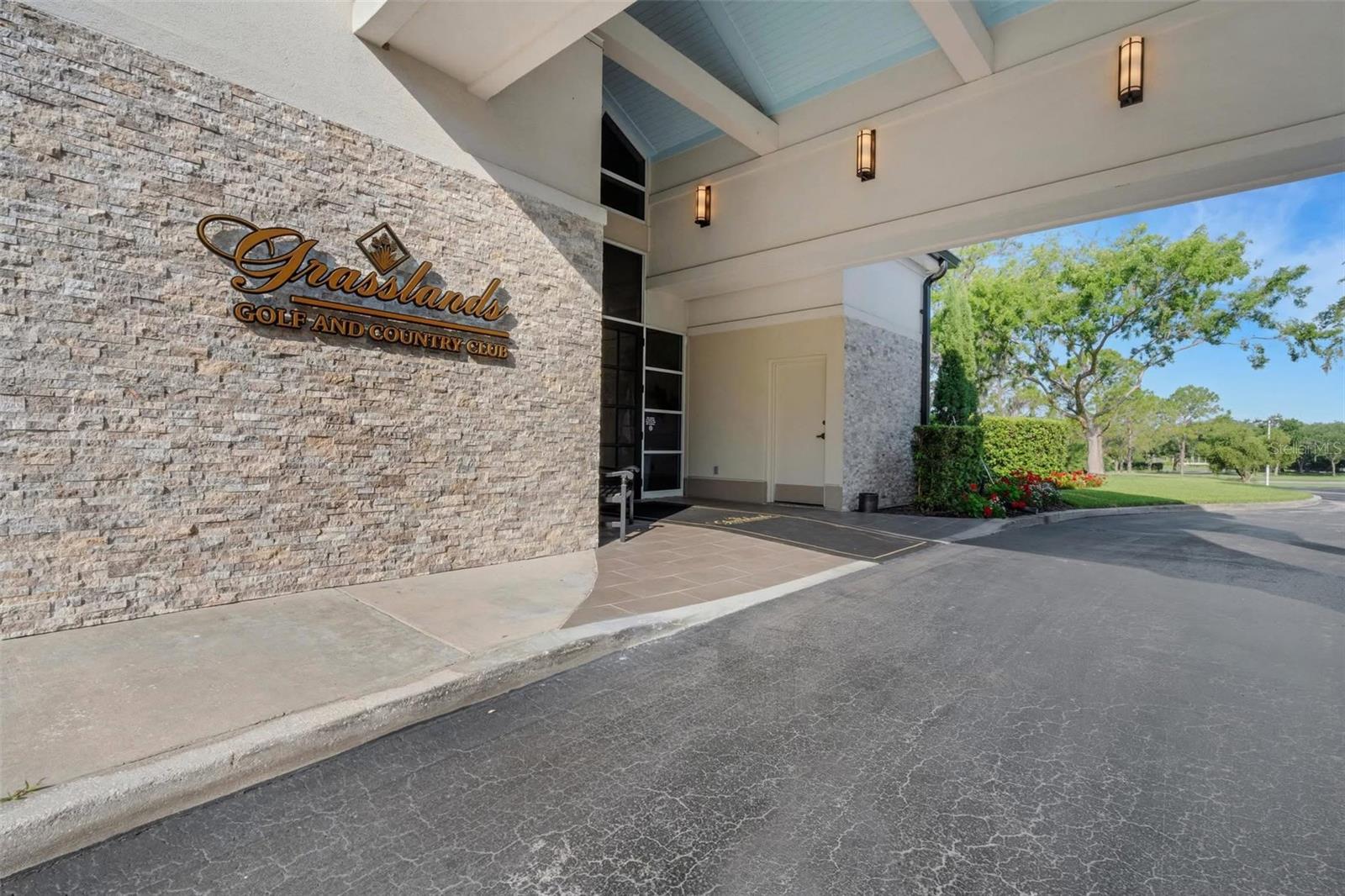 516 GRASSLANDS VILLAGE CIR, LAKELAND, FL — photo 63