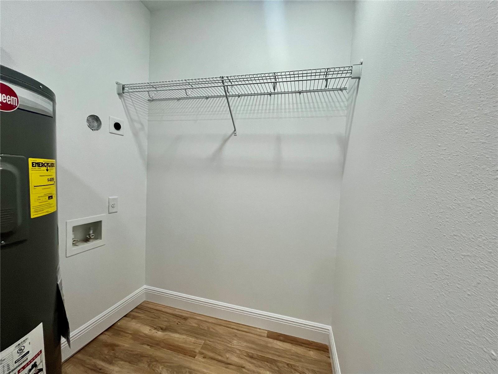 8112 N GREENWOOD AVE, TAMPA, FL — photo 11