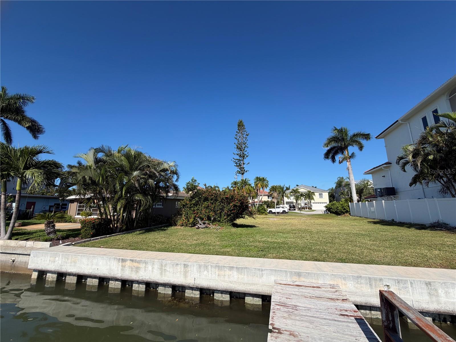 16325 REDINGTON DR, REDINGTON BEACH, FL — photo 5