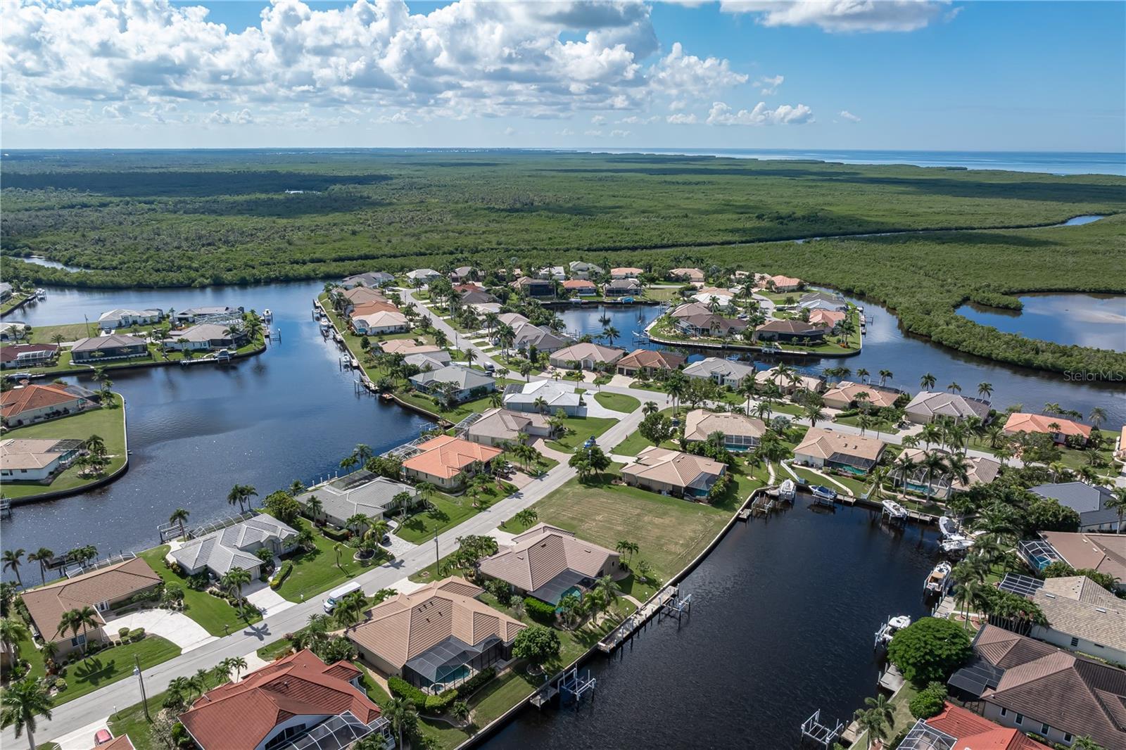452 VALLETTA CT, PUNTA GORDA, FL — photo 11
