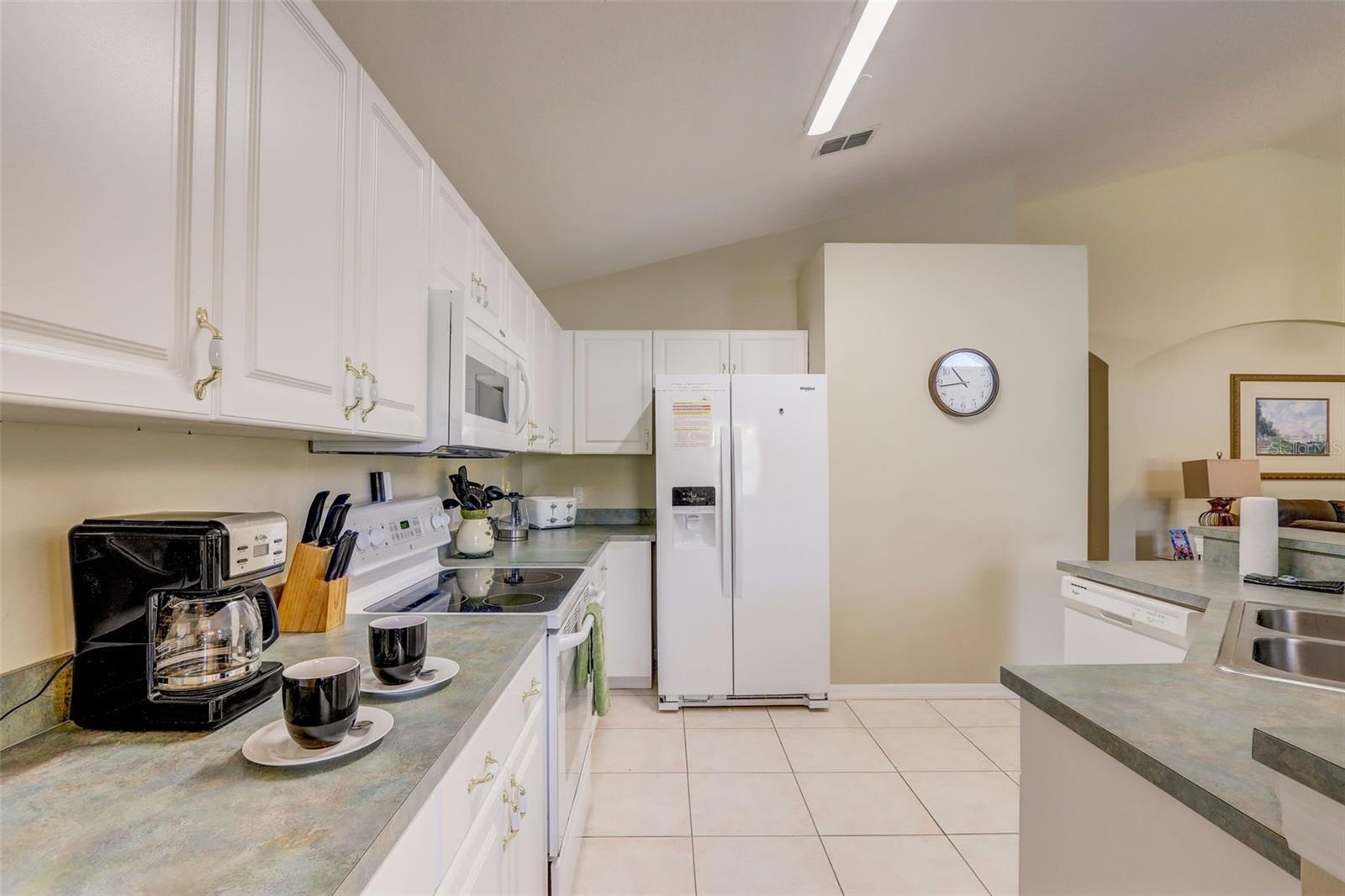 523 BALMORAL DR, DAVENPORT, FL — photo 10