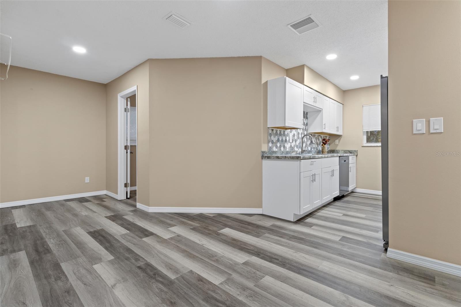 609 HOLLEY ST, BROOKSVILLE, FL — photo 11