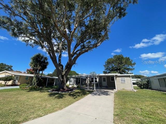 909 ORCHID ST, LADY LAKE, FL