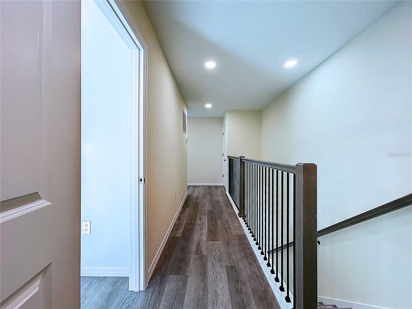 4368 CAMBIO GARDENS COURT, TAMPA, FL — photo 21