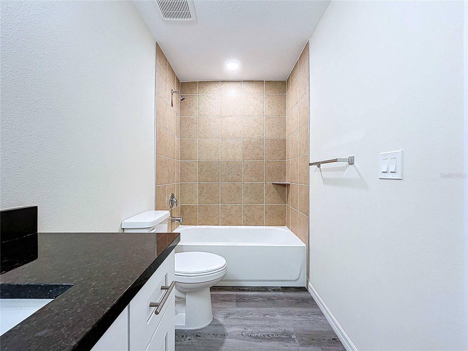4368 CAMBIO GARDENS COURT, TAMPA, FL — photo 26