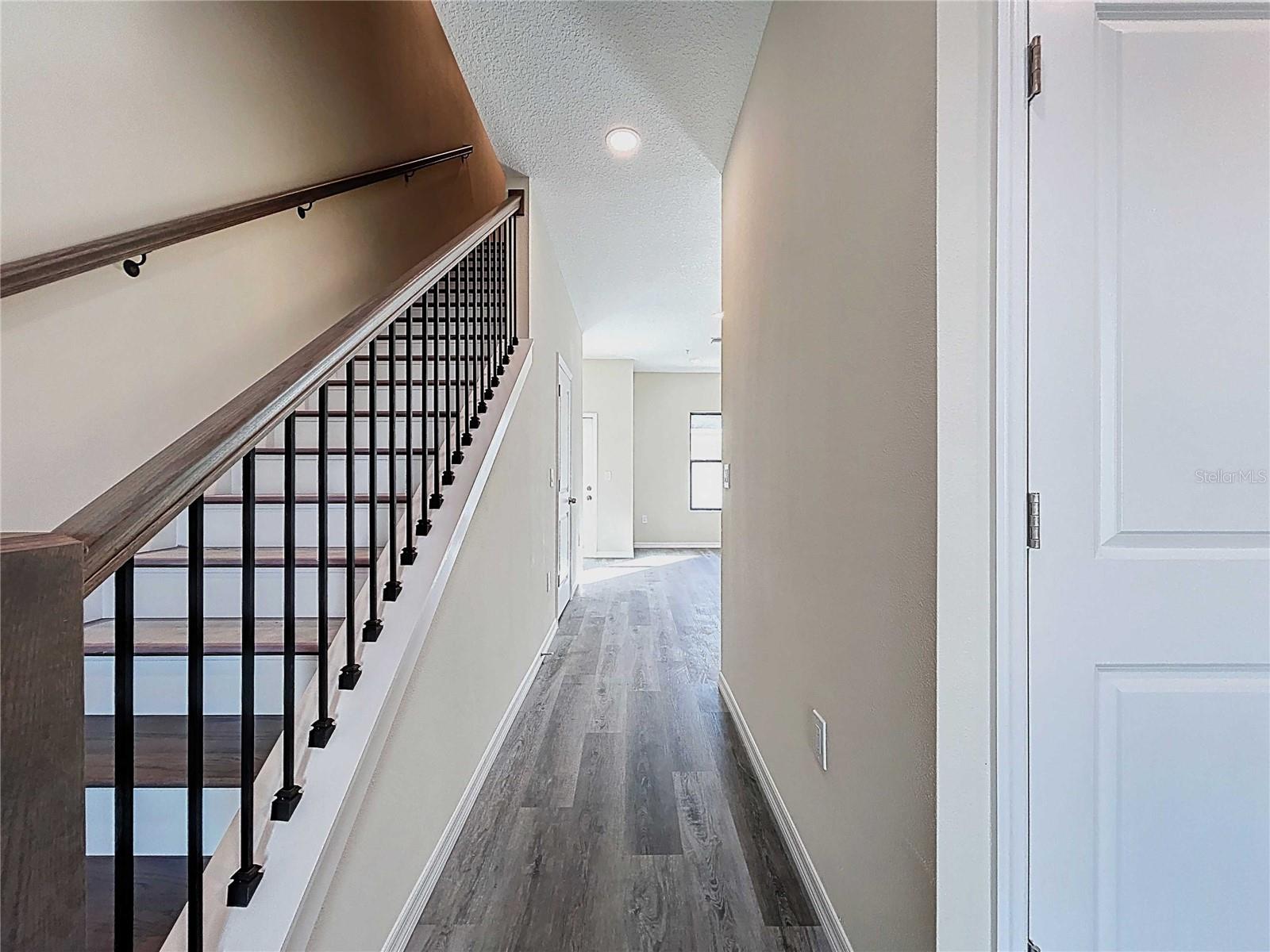 4370 CAMBIO GARDENS COURT, TAMPA, FL — photo 16