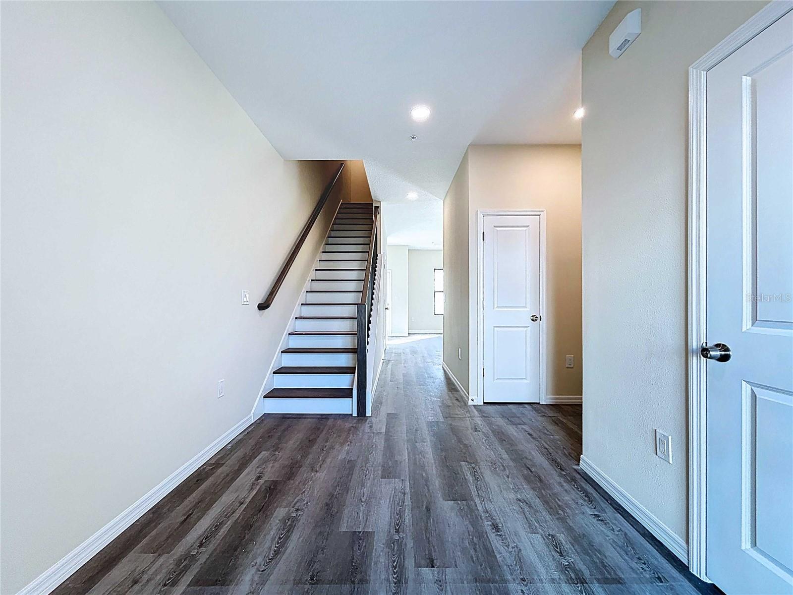 4370 CAMBIO GARDENS COURT, TAMPA, FL — photo 18