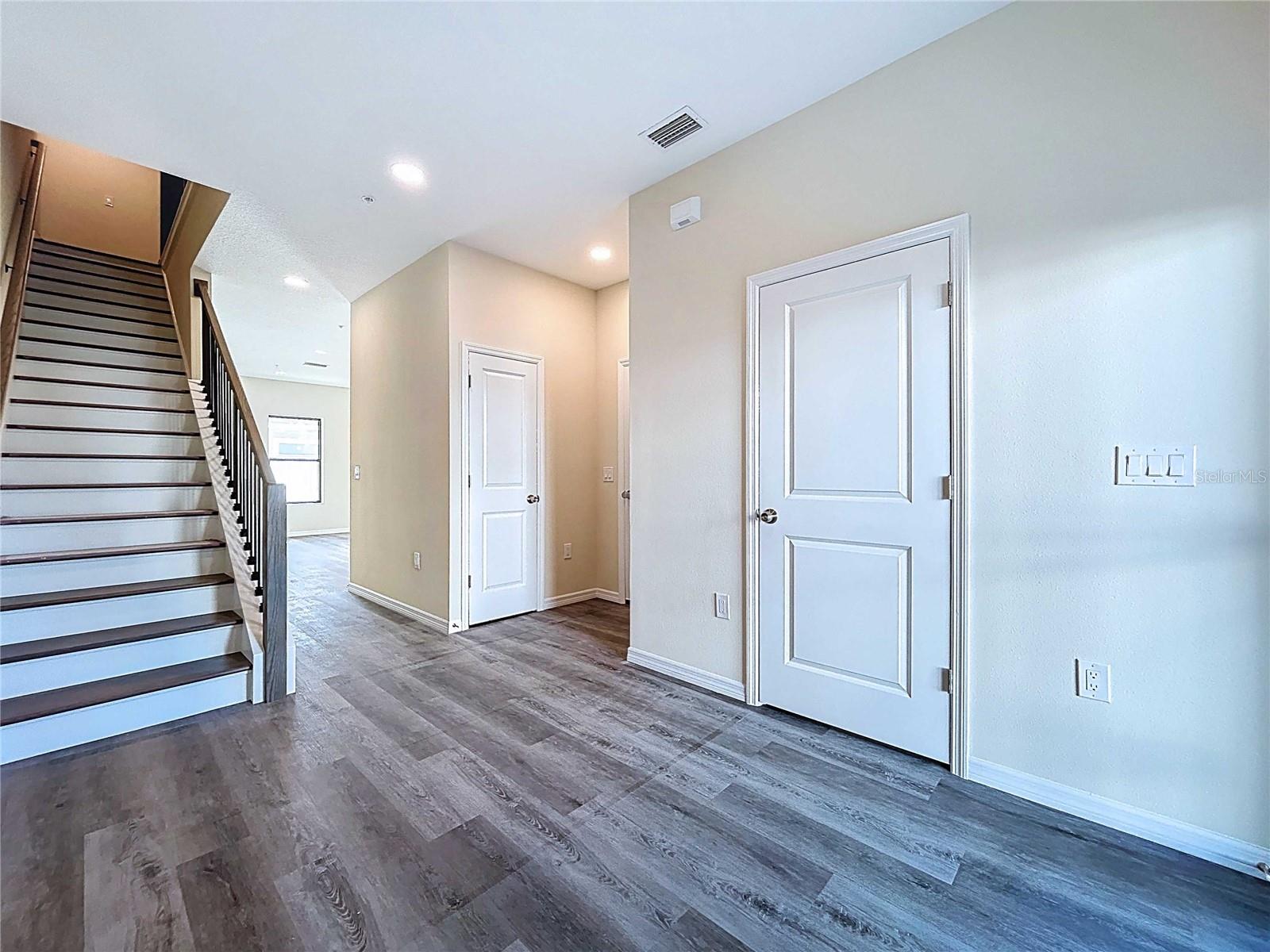 4370 CAMBIO GARDENS COURT, TAMPA, FL — photo 19