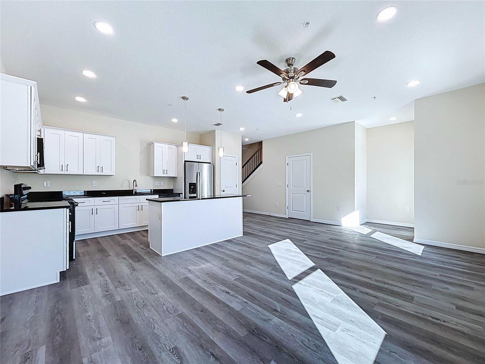 4370 CAMBIO GARDENS COURT, TAMPA, FL — photo 22