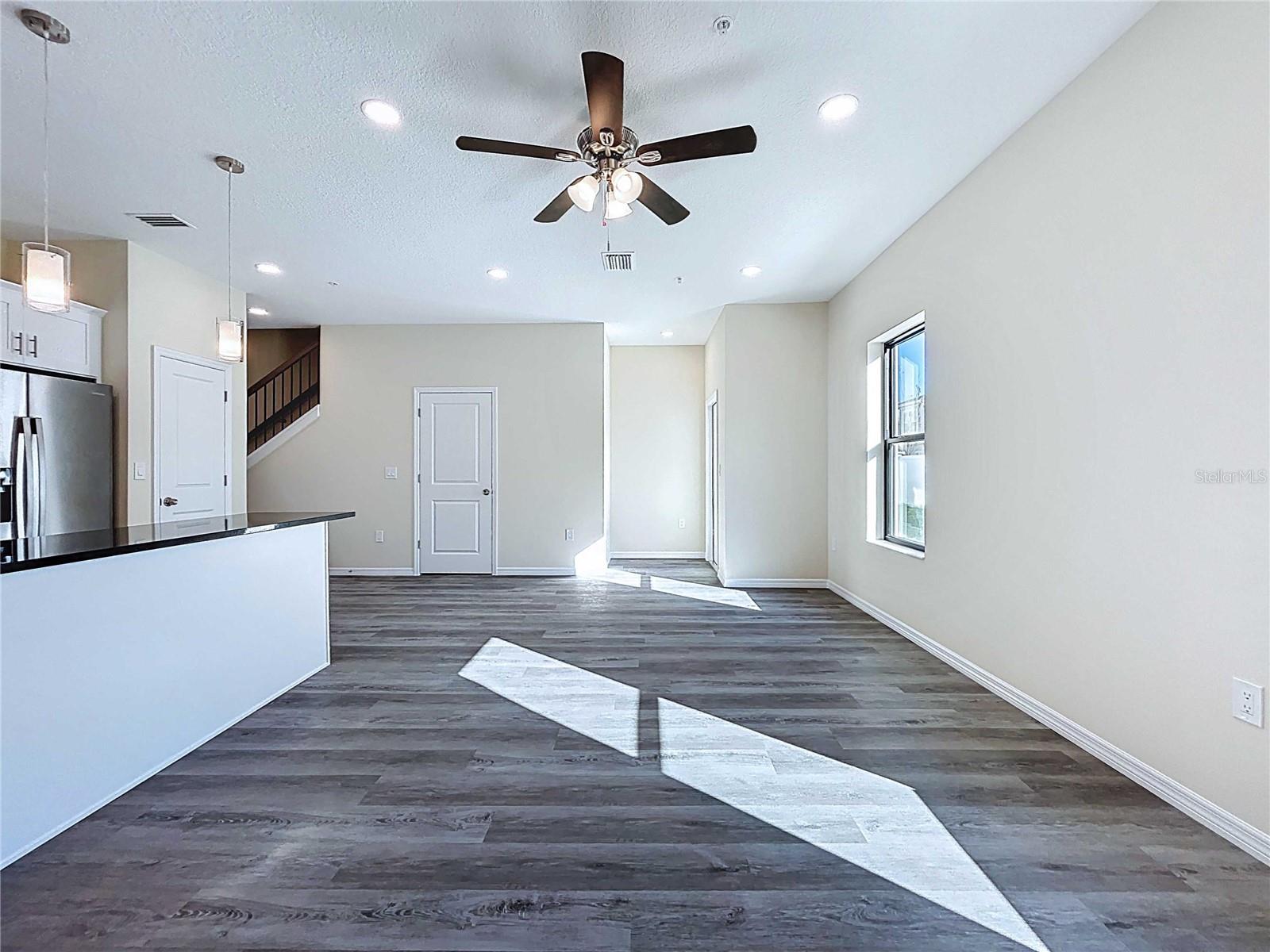 4370 CAMBIO GARDENS COURT, TAMPA, FL — photo 23