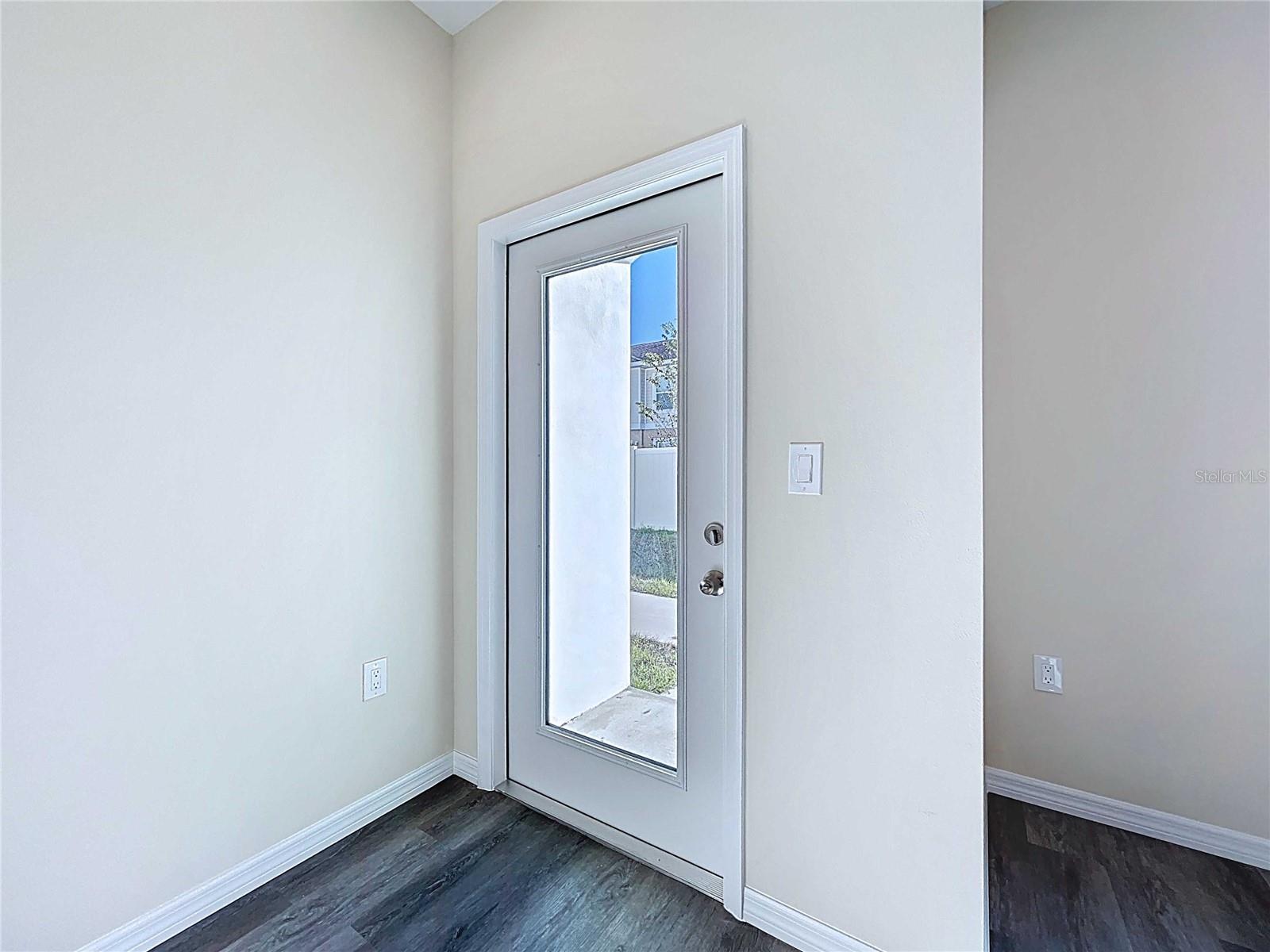 4370 CAMBIO GARDENS COURT, TAMPA, FL — photo 27