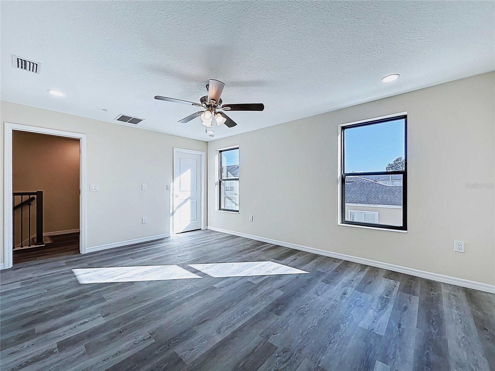 4370 CAMBIO GARDENS COURT, TAMPA, FL — photo 36