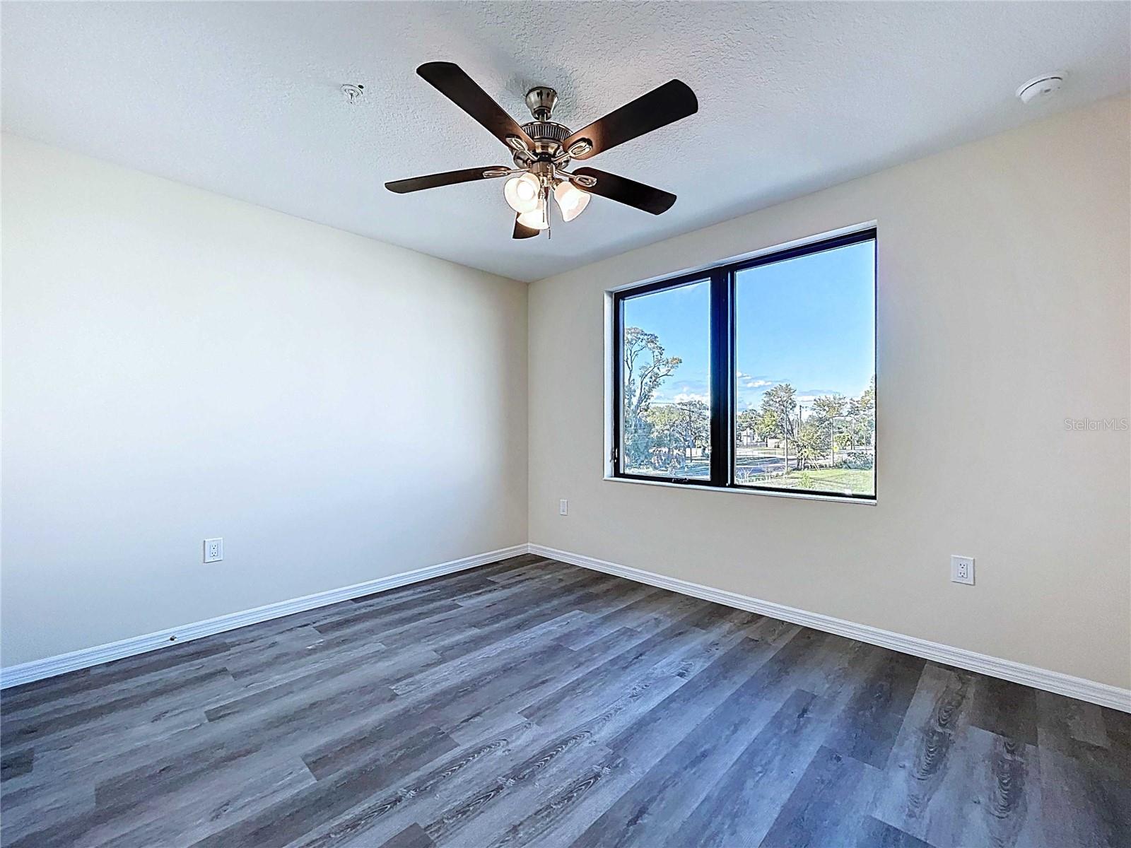 4370 CAMBIO GARDENS COURT, TAMPA, FL — photo 49