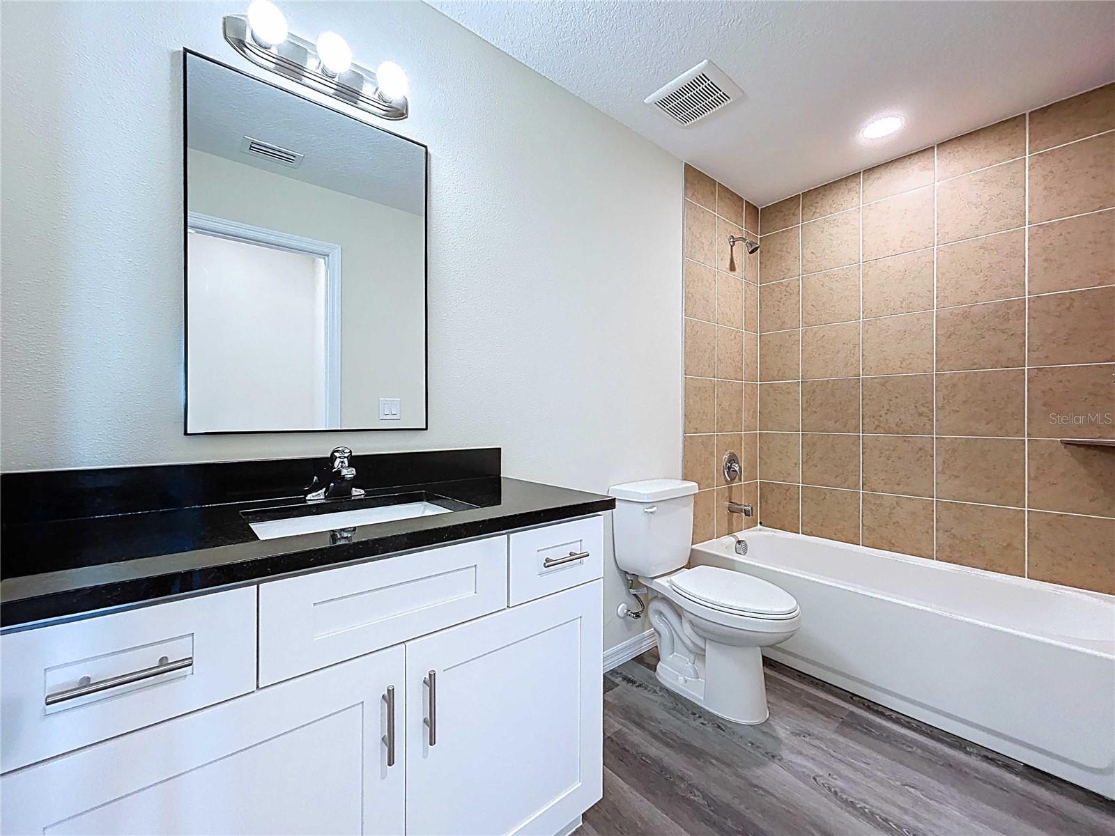 4370 CAMBIO GARDENS COURT, TAMPA, FL — photo 52