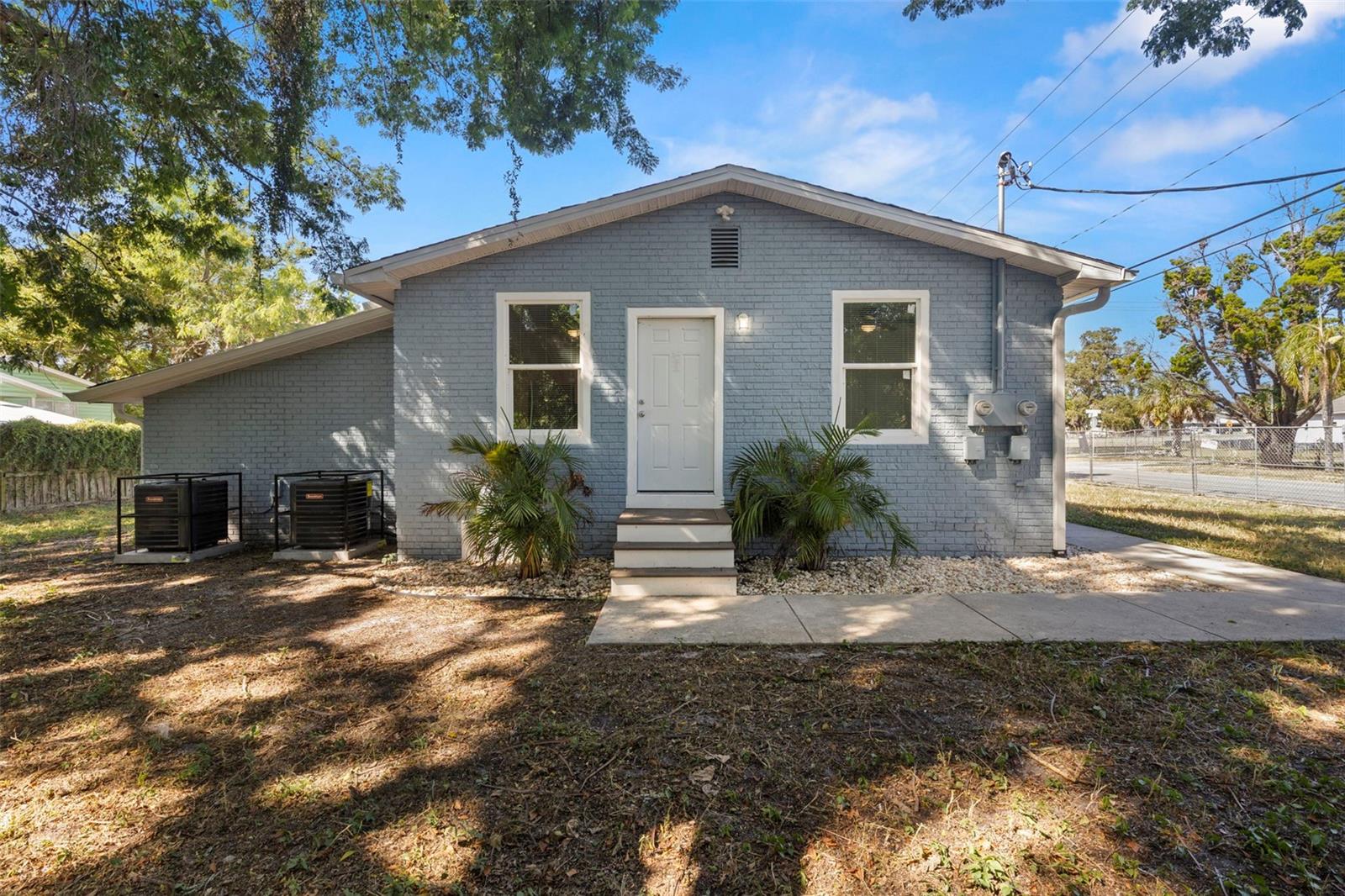 3723 TEMPLE ST, TAMPA, FL — photo 2