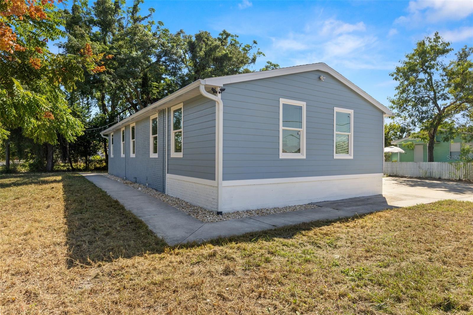 3723 TEMPLE ST, TAMPA, FL — photo 4