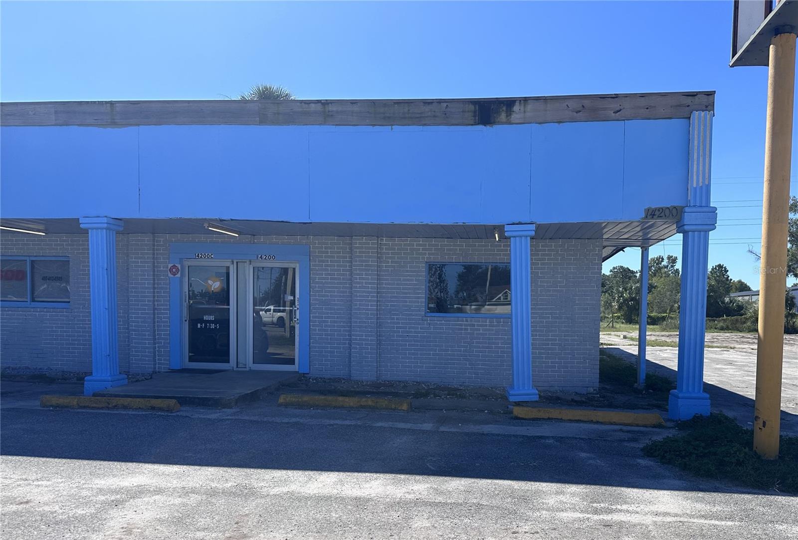 14200 E COLONIAL DR, ORLANDO, FL