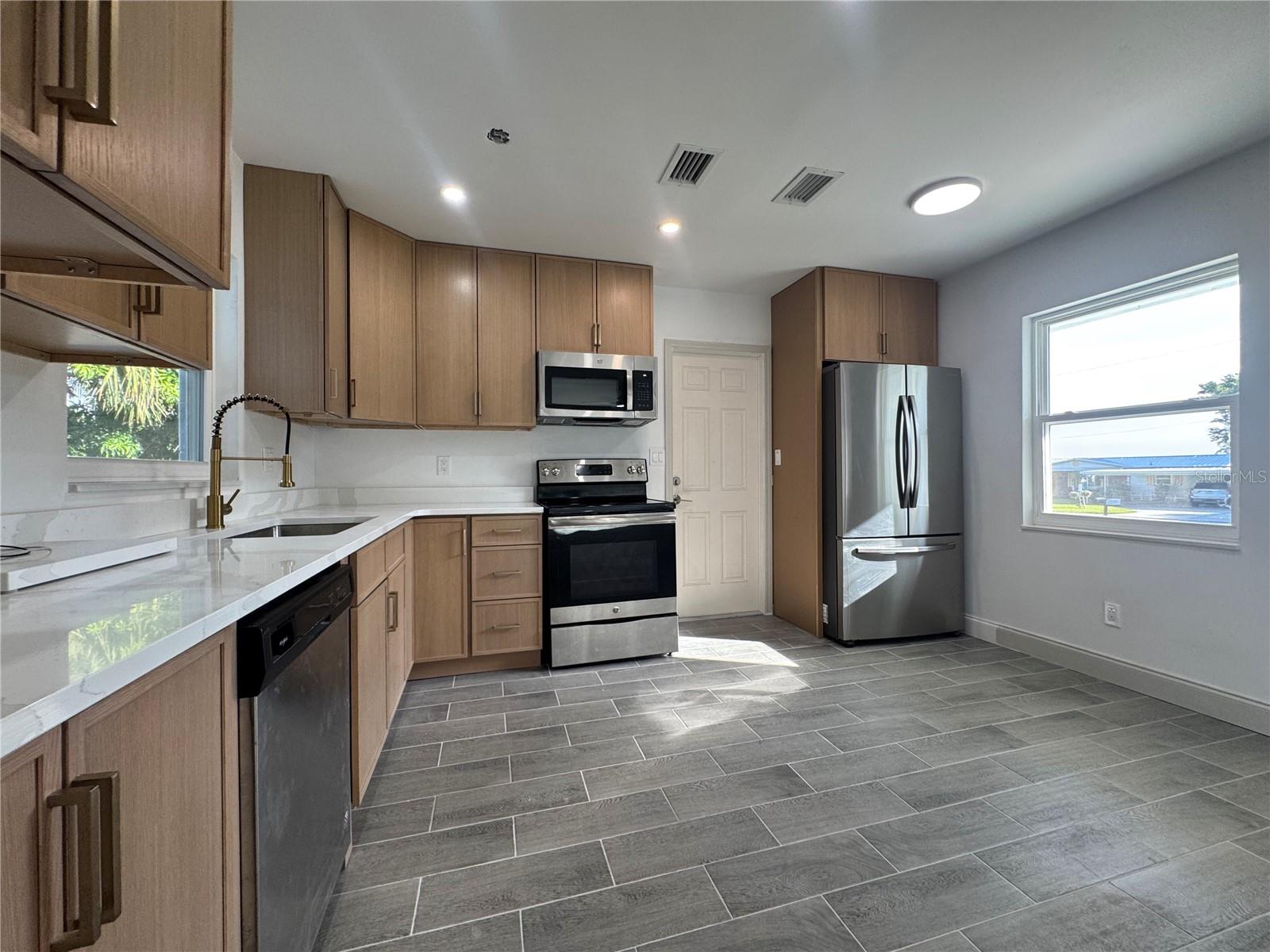 2221 20TH ST NW, WINTER HAVEN, FL — photo 9