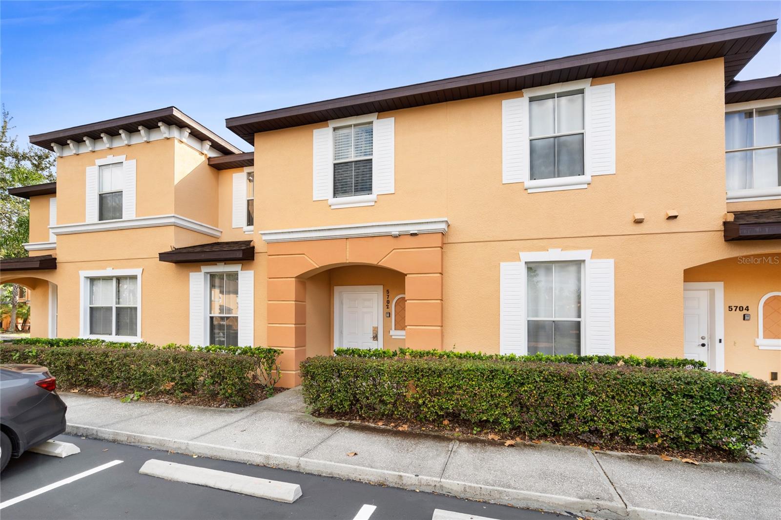 5702 DELOREAN DR, KISSIMMEE, FL — photo 2