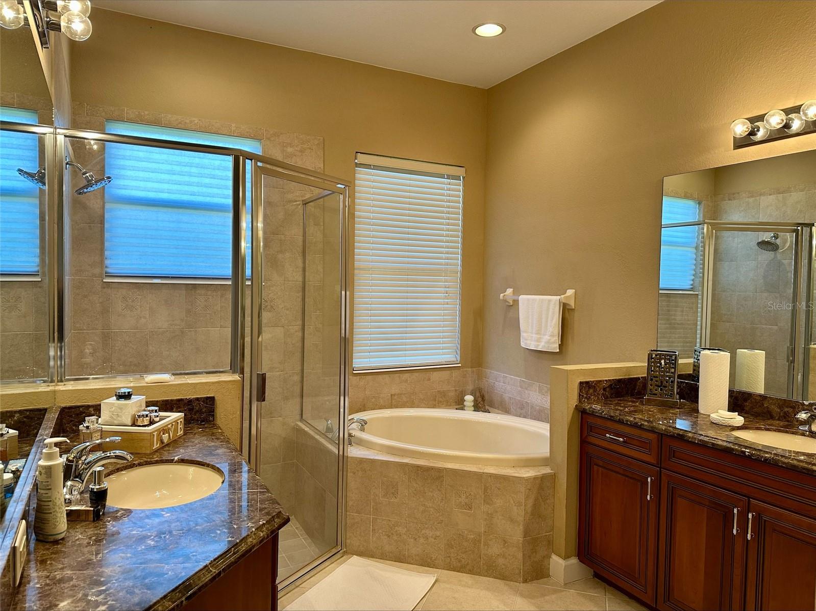 137 MEDICI TER, NORTH VENICE, FL — photo 10