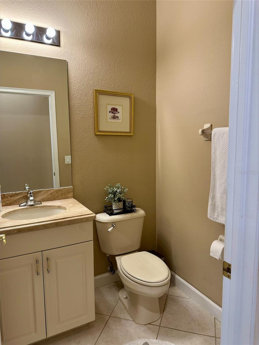 137 MEDICI TER, NORTH VENICE, FL — photo 12