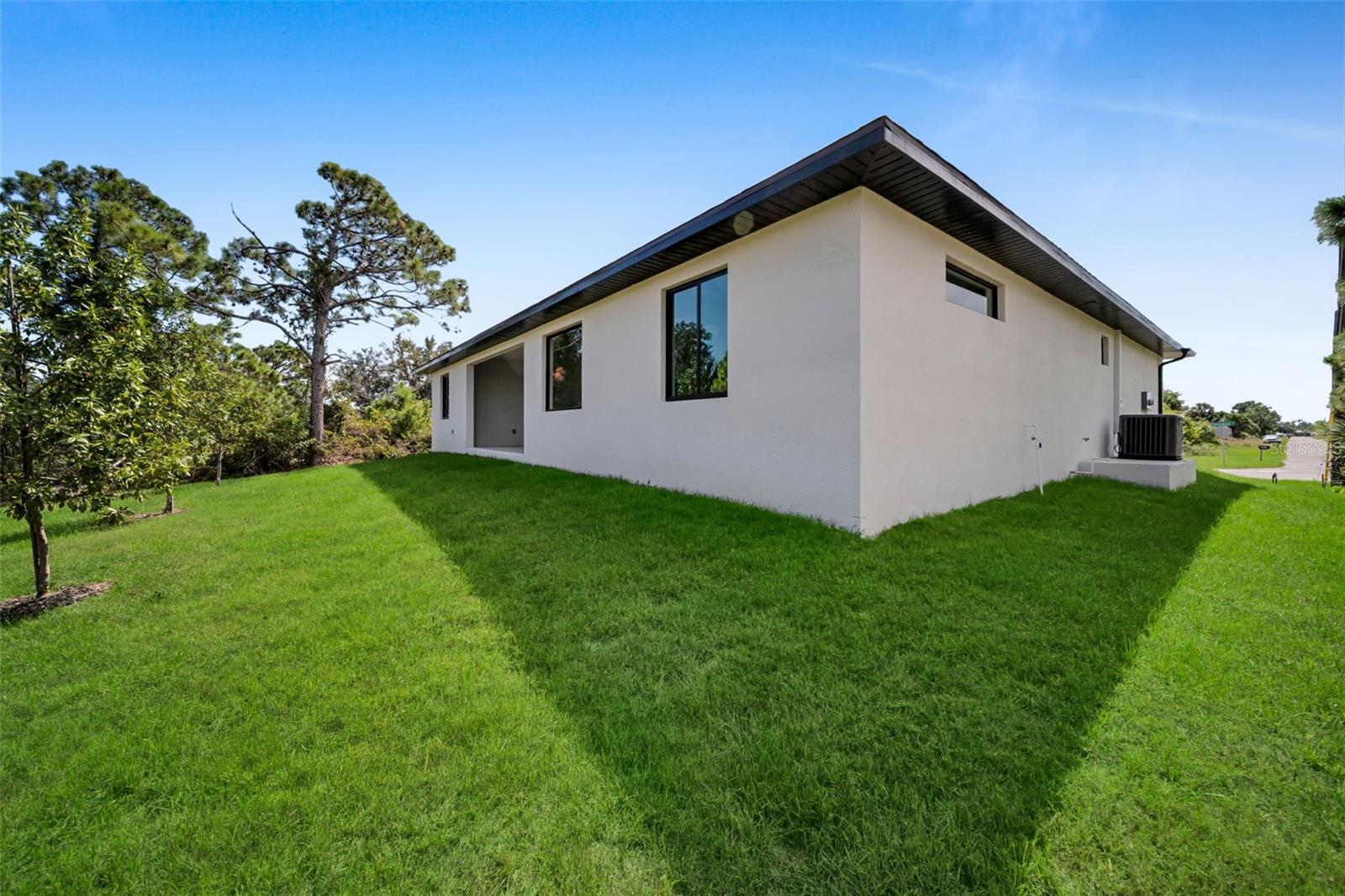 14020 CHESSWOOD LN, PORT CHARLOTTE, FL — photo 29