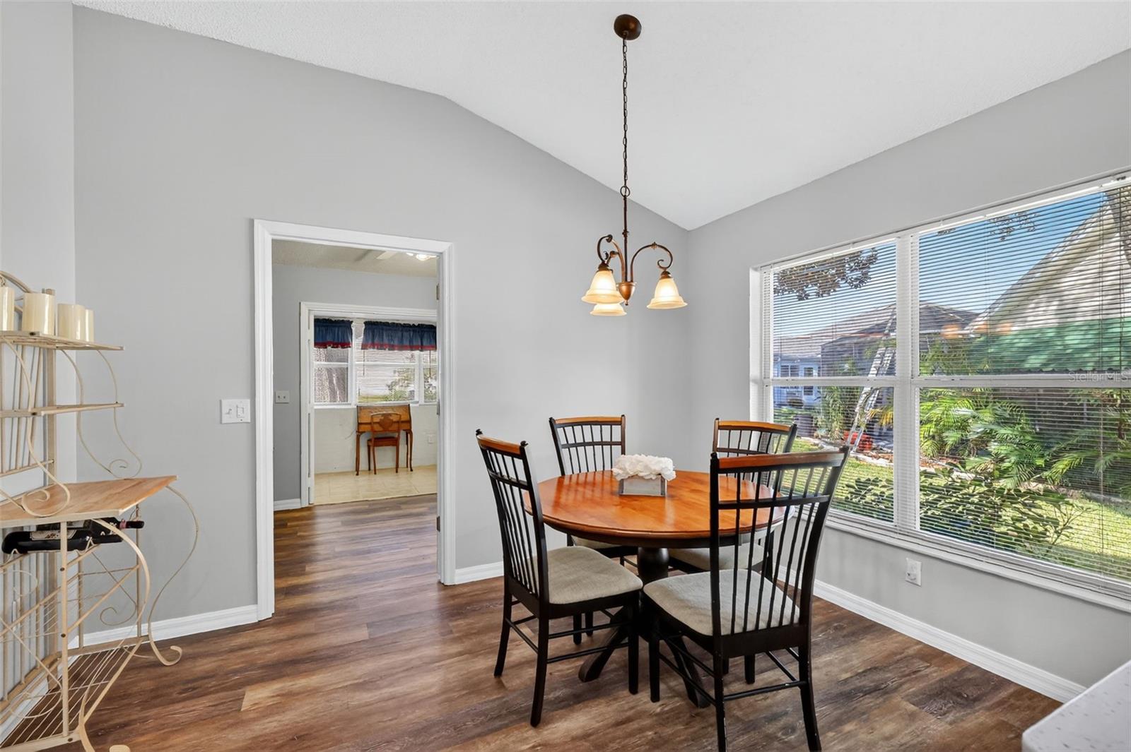 511 LOMA PASEO DR, LADY LAKE, FL — photo 30