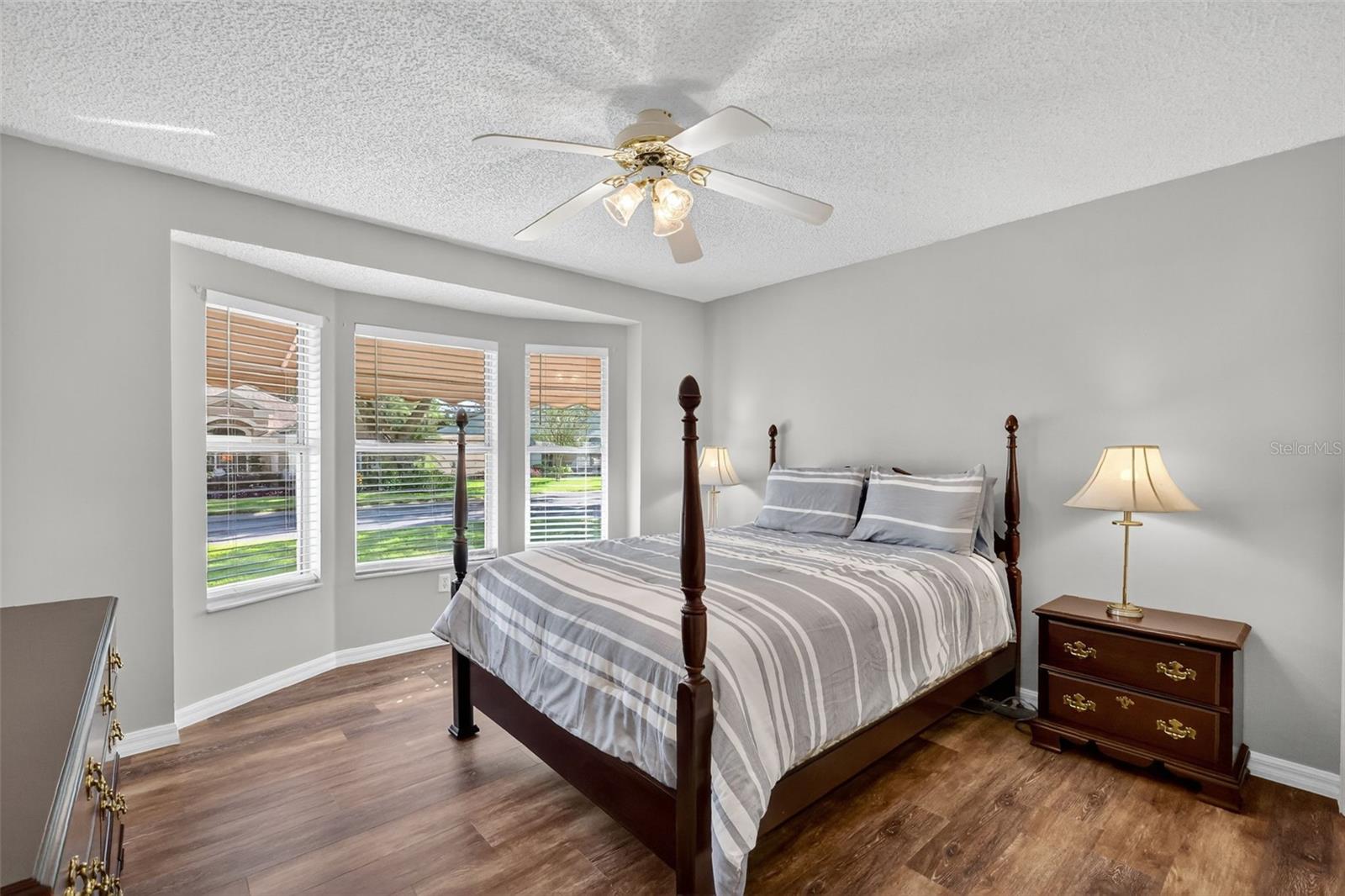 511 LOMA PASEO DR, LADY LAKE, FL — photo 39